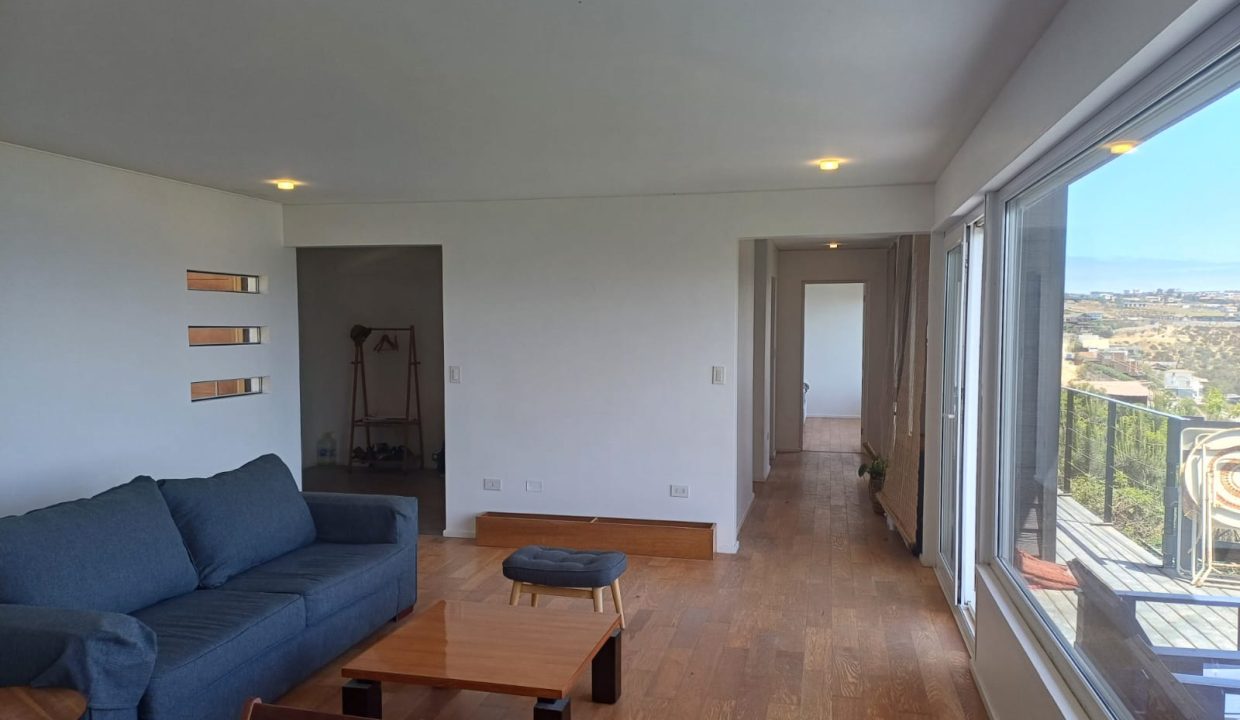 5040ff2c-969e-4d65-9bdf-c1c5401c223e