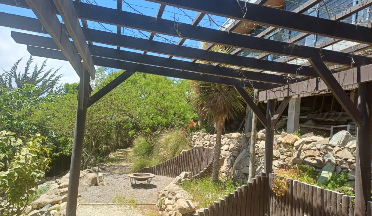 6e269fd3-d8cf-4fea-8279-870fb03fad29