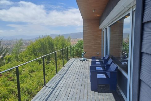 ff9076f9-1b24-4bbb-b70f-8b6da34c182e