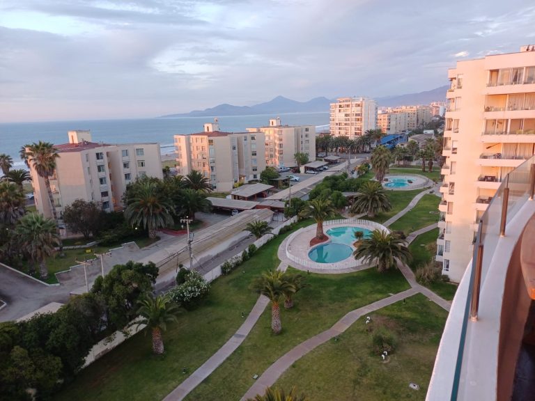 Arriendo Marzo Diciembre en avenida pacifico 5105 - La Serena Propiedades